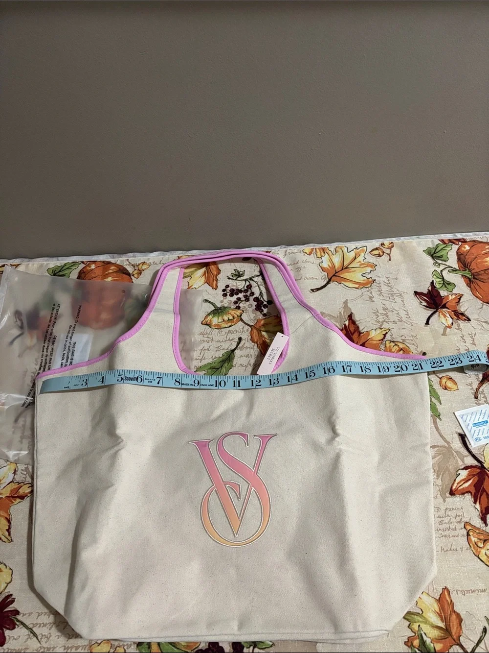 Victory Secret Cream Canvas Pouch with Pink Trim